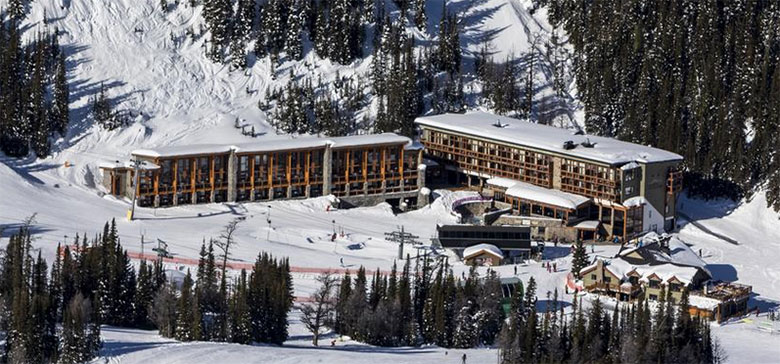 ski in ski out lodging, sunshine mountain lodge